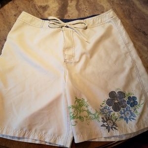 West Tek Beige w/Blue Flowers Board Shorts 8 EUC